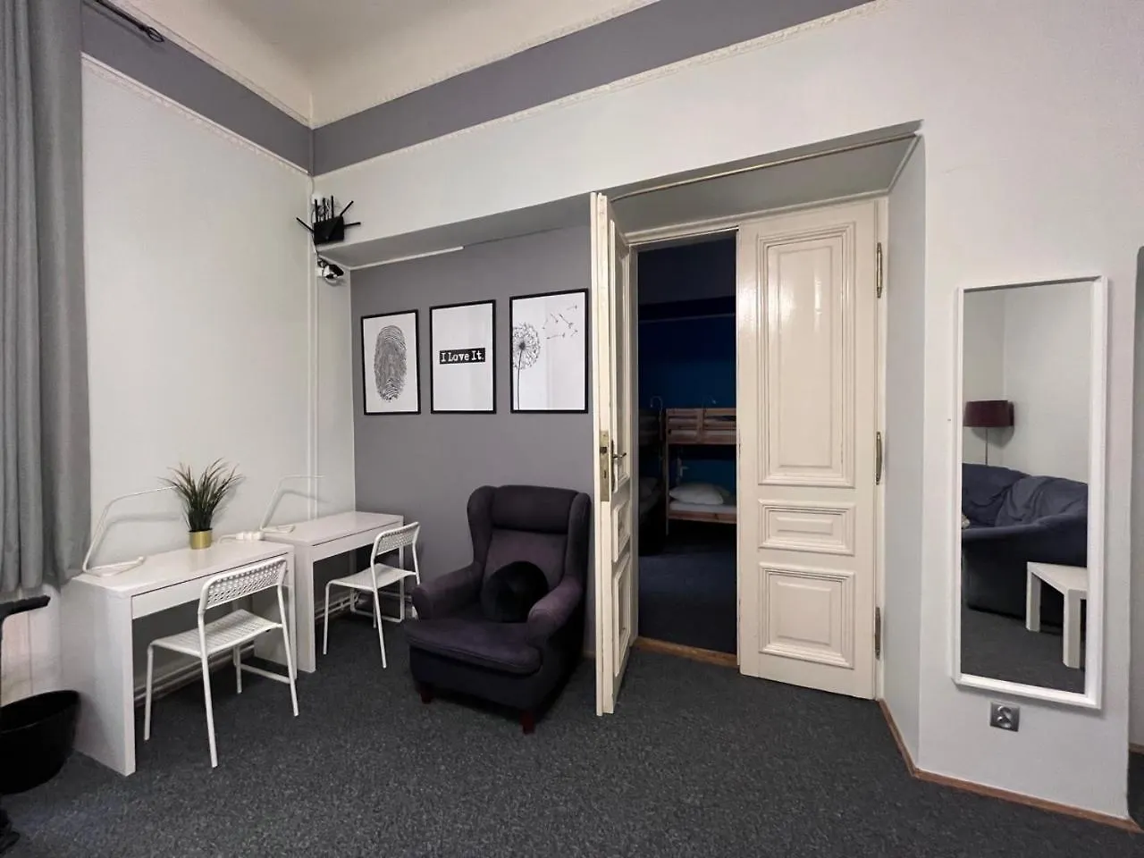 Only Girls Space Hostel Krakow 0*,  Poland